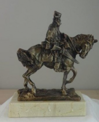 9004 CABALLO PQ C.T.   15X8X22 cm